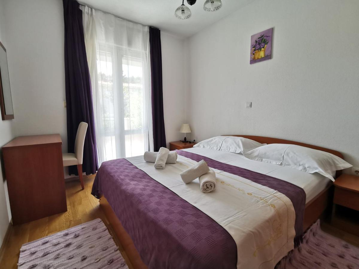 Apartments And Rooms With Parking Space Makarska - 18106 Экстерьер фото