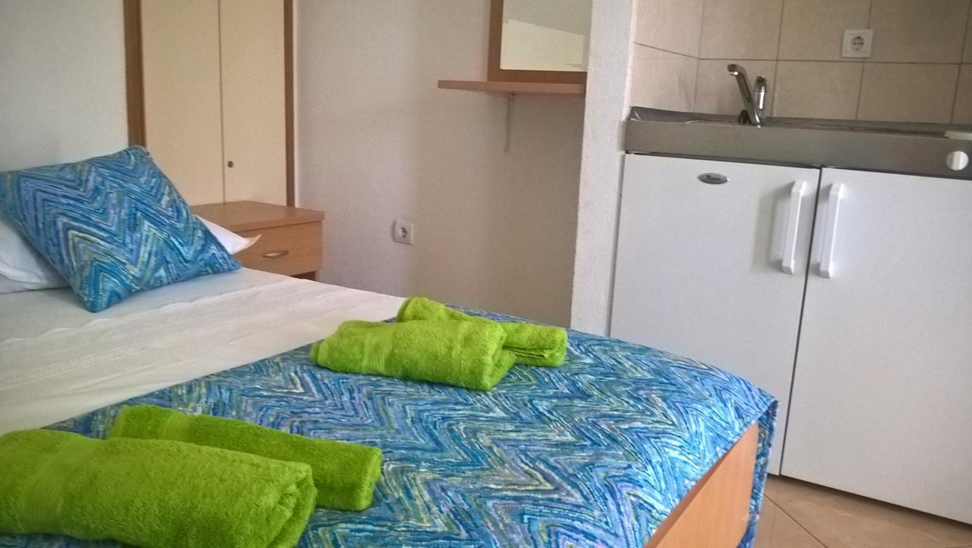 Apartments And Rooms With Parking Space Makarska - 18106 Номер фото